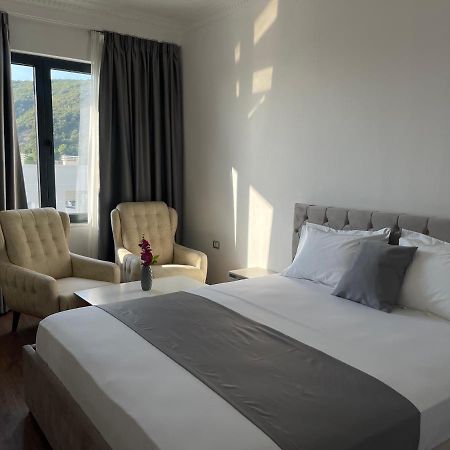 Migi Residence Драч Екстериор снимка