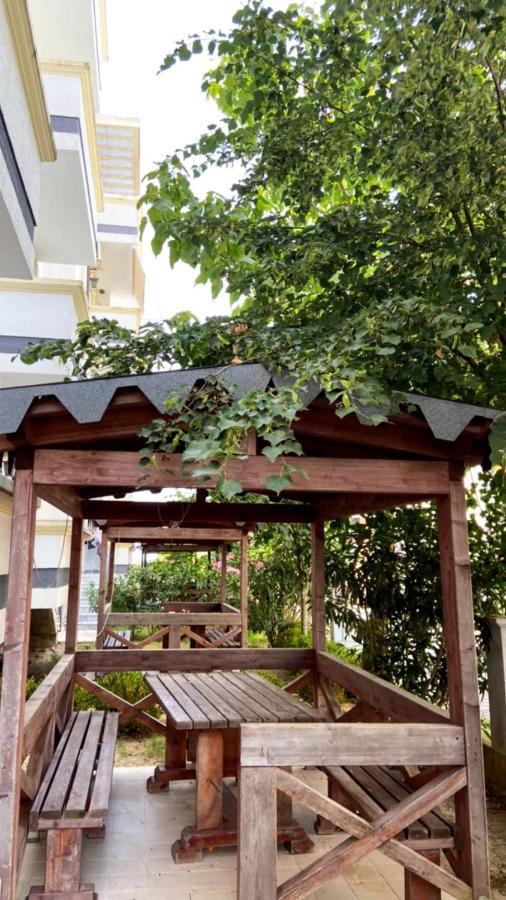Migi Residence Драч Екстериор снимка