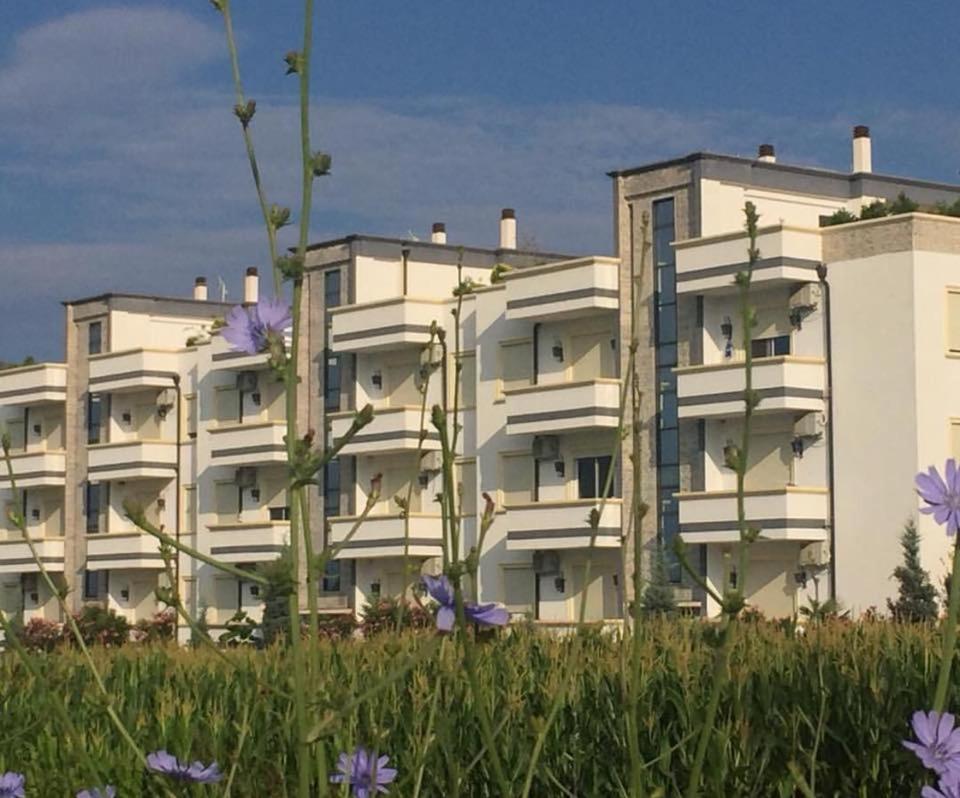 Migi Residence Драч Екстериор снимка