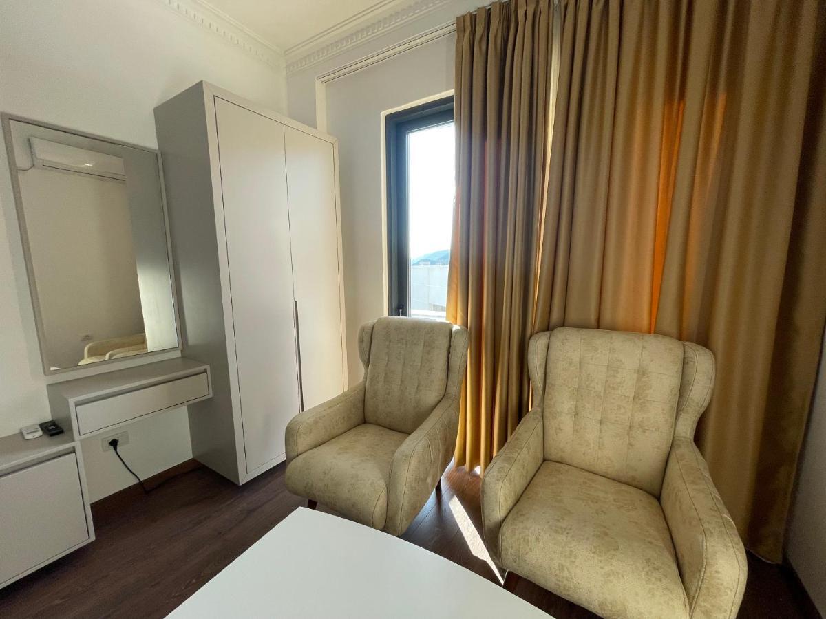 Migi Residence Драч Екстериор снимка
