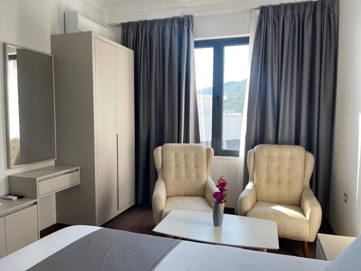 Migi Residence Драч Екстериор снимка