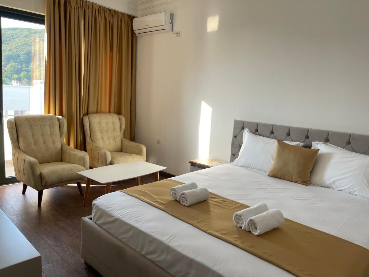 Migi Residence Драч Екстериор снимка