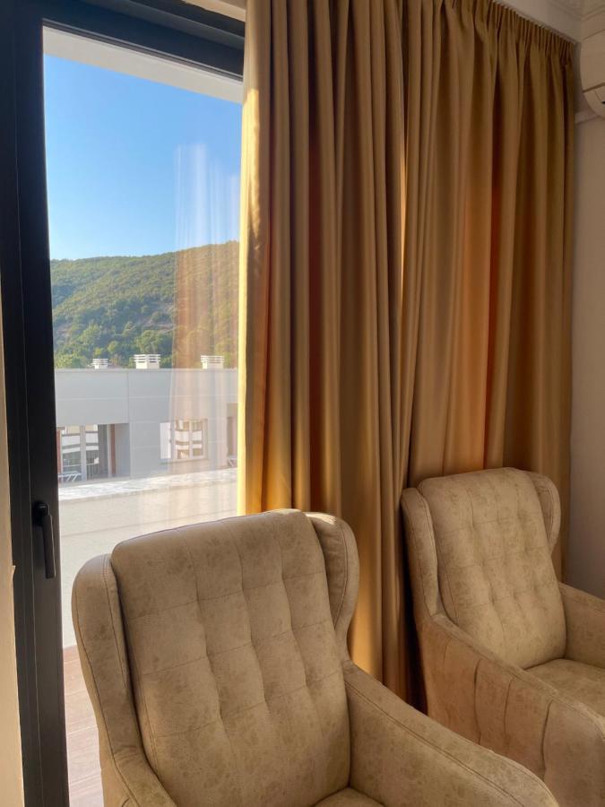 Migi Residence Драч Екстериор снимка