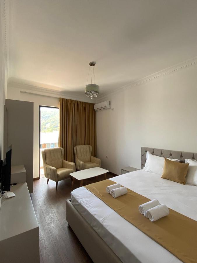 Migi Residence Драч Екстериор снимка