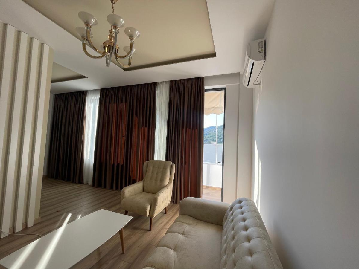 Migi Residence Драч Екстериор снимка