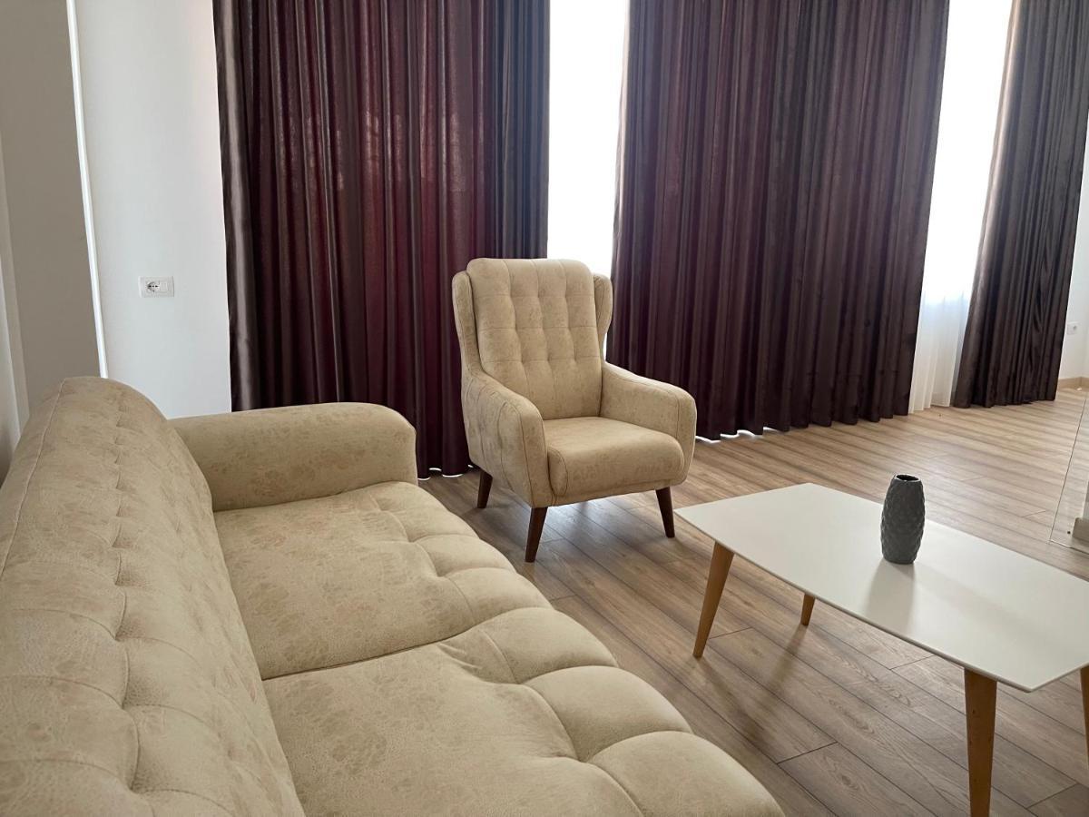Migi Residence Драч Екстериор снимка